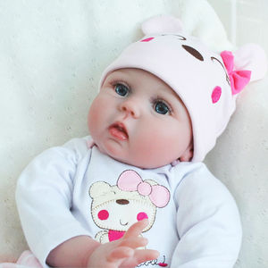 Venta caliente hermosa peluca <span class=keywords><strong>Reborn</strong></span> Baby Doll para niños <span class=keywords><strong>Reborn</strong></span> Doll 22 pulgadas cuerpo de tela silicona simulación bebé <span class=keywords><strong>Reborn</strong></span> - Product Image 1