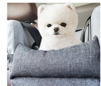 Coussin de voiture amovible pour chien, siège pour animaux de compagnie pour console centrale, pour petits chiens de moins de 4 kg, avec crochet pour laisse et poche latérale, 38x25x23cm