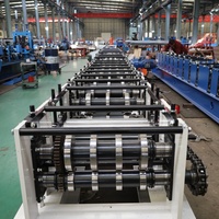 Machine de fabrication de gouttières et de tuyaux d'évacuation en acier pour systèmes de toiture métalliques, avec moteur à roulement, facile à utiliser, fabriquée en Chine