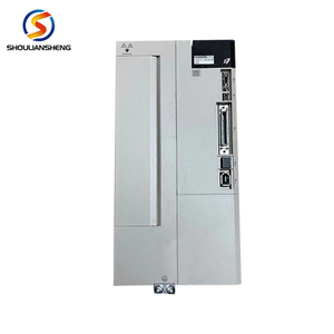 Controlador PLC Yas JAPMC-CP3301-1-E, Controlador para Automatización Industrial, 1 Año de Garantía, Nuevo, Stock Original - Product Image 1