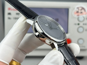 Montre pour homme élégante et multifonctionnelle, calendrier, résistante à l'eau, boîtier en acier inoxydable, bracelet en cuir véritable noir, aiguilles - Product Image 6