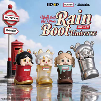 Figurine d'anime de collection Beibei Cat Walk Into the Rain Boot Universe Beans, mini figurine en boîte mystère pour décoration de bureau
