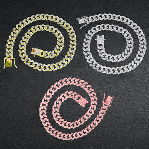 Collar de Lujo para Perro con Diamantes de Imitación en Oro y Plata Cubanos, Nuevo Cierre de Seguridad, Correa de Aleación para Perros y Gatos - Product Image 2