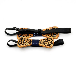 Ensemble de nœud <span class=keywords><strong>papillon</strong></span> en <span class=keywords><strong>bois</strong></span> parent-<span class=keywords><strong>enfant</strong></span> populaire nœud <span class=keywords><strong>papillon</strong></span> en <span class=keywords><strong>bois</strong></span> massif évidé pour tenue de mariage - Product Image 4