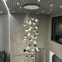 Lustre suspendu moderne en verre cube, réglable en hauteur, pour plafond haut et escalier, finition chrome doré, vente en gros
