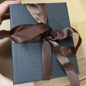 Wholesale Custom Logo Luxury Handmade Leather Watch <b>Box</b> Embossed Design-Durable Protective Removable Pillow Watch <b>Roll</b> Organizer - Product Image 2