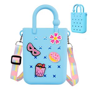 Mini sac fourre-tout en caoutchouc, sac de plage en silicone pour petite fille et femme, sac Bogg mignon avec breloques et bandoulière réglable - Product Image 6
