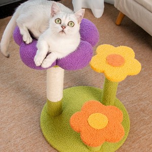 Askılı oyuncaklar küçük çiçek tasarımı ile sevimli kapalı kedi kulesi kapalı kediler için ahşaof yapılmış <span class=keywords><strong>Sisal</strong></span> tırmalama mesajları - Product Image 2