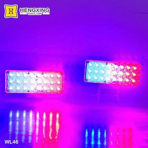 Charge à grande vitesse rouge bleu Barricade <span class=keywords><strong>bloc</strong></span> <span class=keywords><strong>de</strong></span> route d'urgence lampe <span class=keywords><strong>de</strong></span> sécurité <span class=keywords><strong>LED</strong></span> avertissement lumière clignotante solaire - Product Image 6