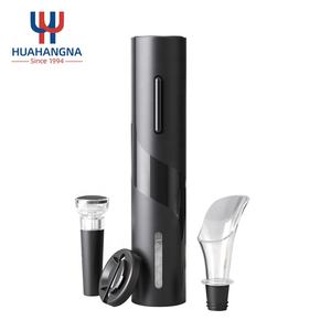 Venta al por mayor de accesorios para vino tinto, cortador de papel de aluminio, tapón de vino, vertedor, sacacorchos eléctrico automático, juego de abridor de vino para regalo de cumpleaños - Product Image 1
