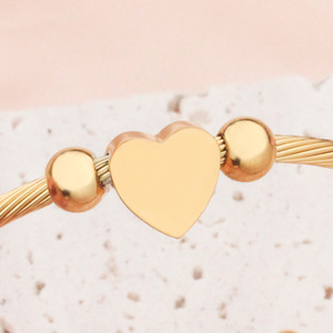Conjunto de Pulsera y Anillo de Corazón en Acero Inoxidable con Baño de Oro Real de 18K, Estilo Cable, Resistente al Deslustre, para Mujer - Product Image 3