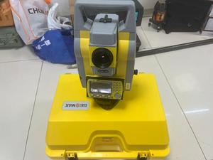 Estación Total de Alta Precisión ZT80 con Precisión Angular de 2'' y Protección IP67 Integrada para un Mapeo y Topografía Eficientes - Product Image 5