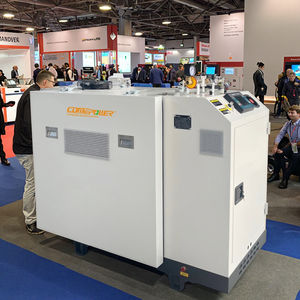 O CE aprovou o mini sistema 92,8% do CHP do poder 8kW da eficiência o gás natural silencioso super combinou a geração de energia 220V do calor avaliado - Product Image 2