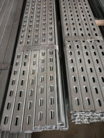 Structure de montage solaire pré galvanisée C Channel Système de montage solaire GI Steel C Channel Steel