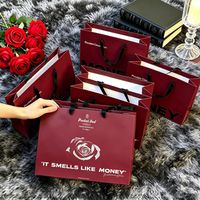 Sacs en papier de luxe de haute qualité, rouge vin profond, laminés mat, avec logo personnalisé, pour boutique de vêtements, chaussures, emballages cadeaux