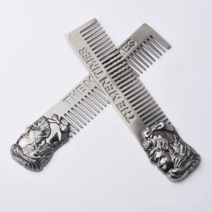 Nhà Sản Xuất Râu Lược Biểu Tượng Tùy Chỉnh Thép Không Gỉ Pocket Râu Chăm Sóc Lược Công Cụ Salon Thợ Làm Tóc Đặc Biệt Kim Loại Râu Lược - Product Image 4