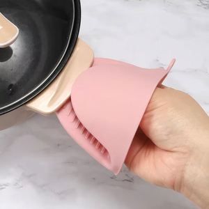 Maniques de four en silicone épaissies, gants de micro-ondes, isolation thermique, poignées antidérapantes pour grillades, clips pour bols et casseroles, cuisine - Product Image 3