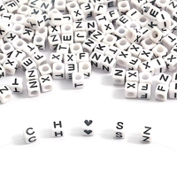 100 pcs/Pack 6x6mm Plastique Acrylique Anglais Blanc Cube Lettre Perles Alphabet Perles Texte Perles
