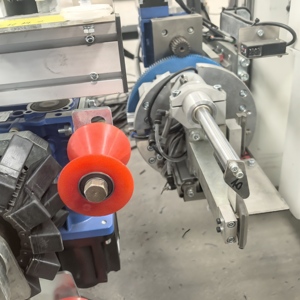 手頃な価格で使いやすい全自動断熱ガラスシーリングロボット - Product Image 4