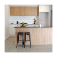 Comptoir en pierre naturelle Prima Factory, design intérieur, armoire de cuisine sur mesure pour projets résidentiels