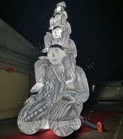 Ballon publicitaire gonflable géant de 9 m (30 pieds) en forme de pyramide artistique personnalisée avec lumières LED pour la décoration de festivals en plein air