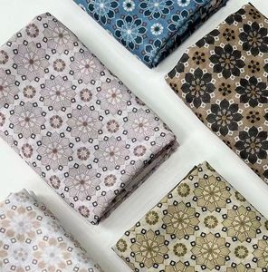 Tùy Chỉnh 2024 Phổ Biến Mềm Bông Voile In Hijab Nhỏ Hoa Thiết Kế 115X115 Bawal Bông Voile Khăn Malaysia Phụ Nữ Tudung - Product Image 4