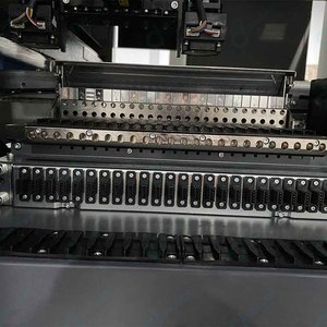 Yamaha YS12F SMT Pick Place Machine Compacto de alta velocidad Modular Chip Mounter PLC Core 220V/380V Garantía de 3 meses Montaje de PCB - Product Image 2