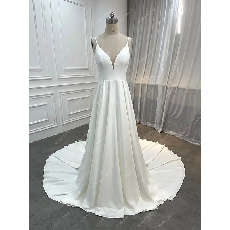 2023 New Trend Modest Popular Vintage Simple A Line Wedding Dresses V Neck Deep Back Sleeveless Bridal Elegant Crepe Gown