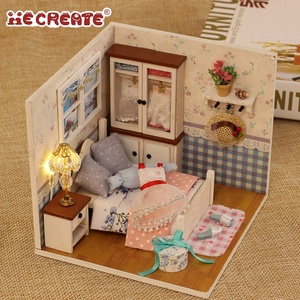IIECREATE Mini Modelo <span class=keywords><strong>de</strong></span> Madera para <span class=keywords><strong>Casa</strong></span> <span class=keywords><strong>de</strong></span> <span class=keywords><strong>Muñecas</strong></span>, Excelente Decoración para Dormitorio con Luz Cálida, Regalo Perfecto - Product Image 3