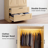 Armoire avec tiroirs, éclairage à détecteur de mouvement et crochets latéraux, armoire à vêtements en bois pour chambre à coucher