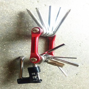 Kit d'outils de réparation de vélo multifonction, coupe-chaîne en acier inoxydable 304, tournevis, jeu de clés hexagonales pour l'entretien du vélo de montagne - Product Image 1
