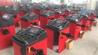 Yingkou Runche WB-12 Machine d'équilibrage de roue de voiture Lumière laser et frein électromagnétique Équipement d'alignement de roue efficace