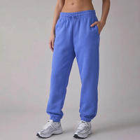 Setelan Olahraga Wanita dengan Logo Kustom, Terbuat dari Fleece, Model Longgar, Terdiri dari Hoodie Sweatshirt Beritsleting Penuh dan Celana Jogger, 2 Potong.