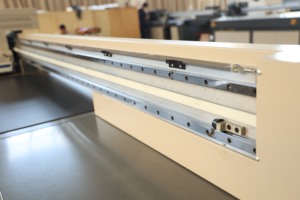 Hochgeschwindigkeits-Multifunktions-UV D1250 AI UV-Drucker mit visuellem Positions system - Product Image 4