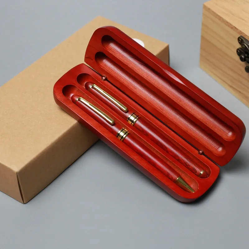 2020ที่มีคุณภาพสูงสีแดงไม้แกะสลักแกะสลักโลโก้ปากกาที่มีกล่อง