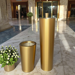 Grand <span class=keywords><strong>vase</strong></span> décoratif moderne en acier inoxydable/grand pot de plantes en métal fournitures de jardin d'herbes aromatiques pot de jardinière doré - Product Image 1