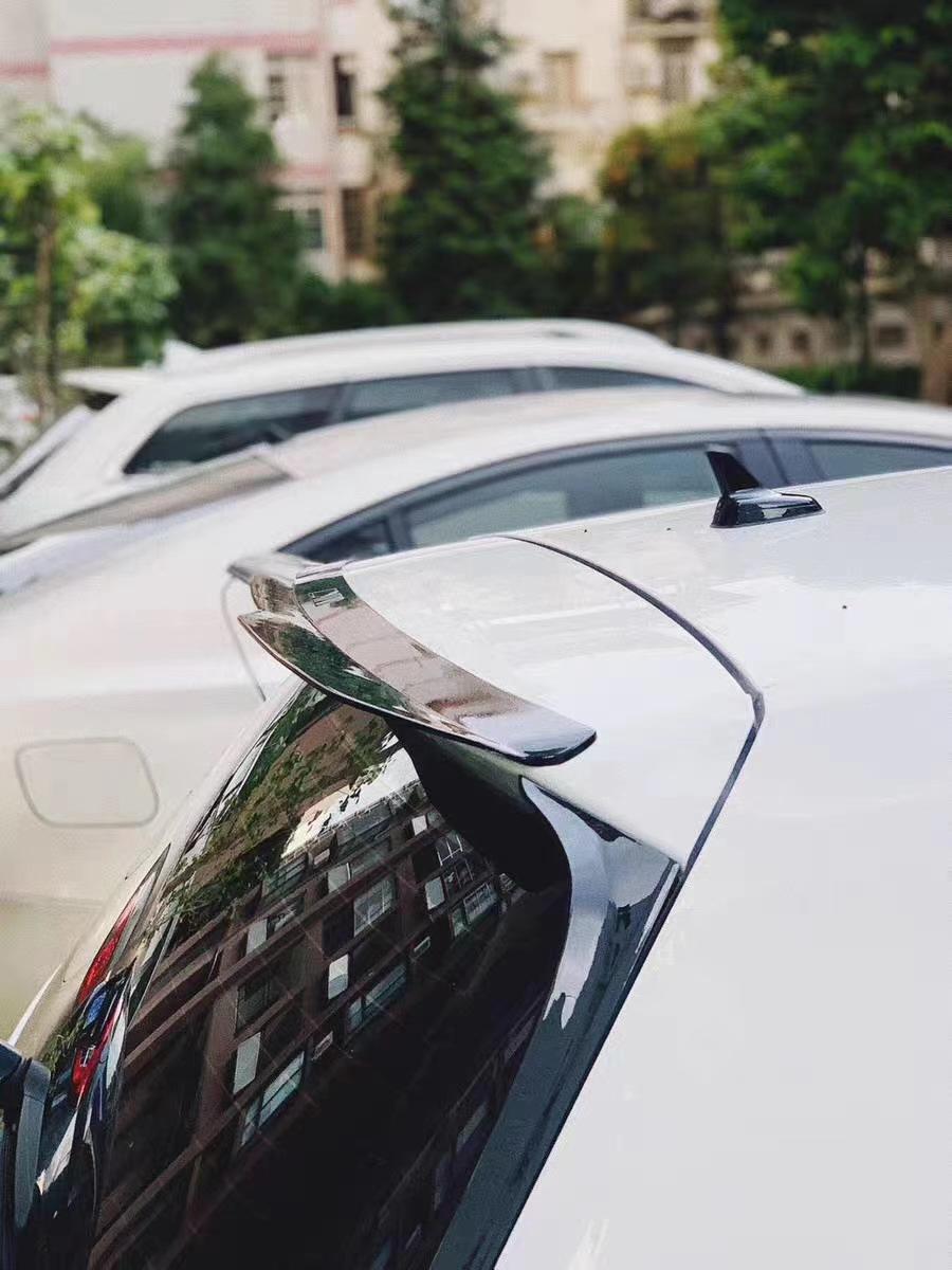 Spoiler posteriore piccolo Max