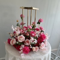 Vente en gros de boules de fleurs artificielles en soie de haute qualité pour les arrangements de mariage, décoration de centre de table