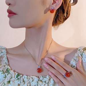 Ensemble de bijoux pendentif et boucles d'oreilles en cuivre éco-responsable, zircon cubique rouge taille rose 14-12MM, pour femme - Product Image 6