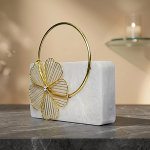 Boîte à bijoux rectangulaire en résine blanche écologique avec poignée florale en fil doré, faite à la main, pour femme, idéale pour les fêtes et mariages - Product Image 1