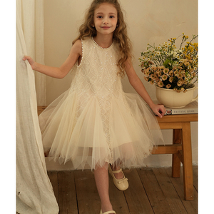Offre Spéciale solide modèle numéro <span class=keywords><strong>robe</strong></span> en <span class=keywords><strong>tulle</strong></span> blanc pour bébés jupe de cérémonie de fête d'anniversaire d'été fraîche et respirante - Product Image 2