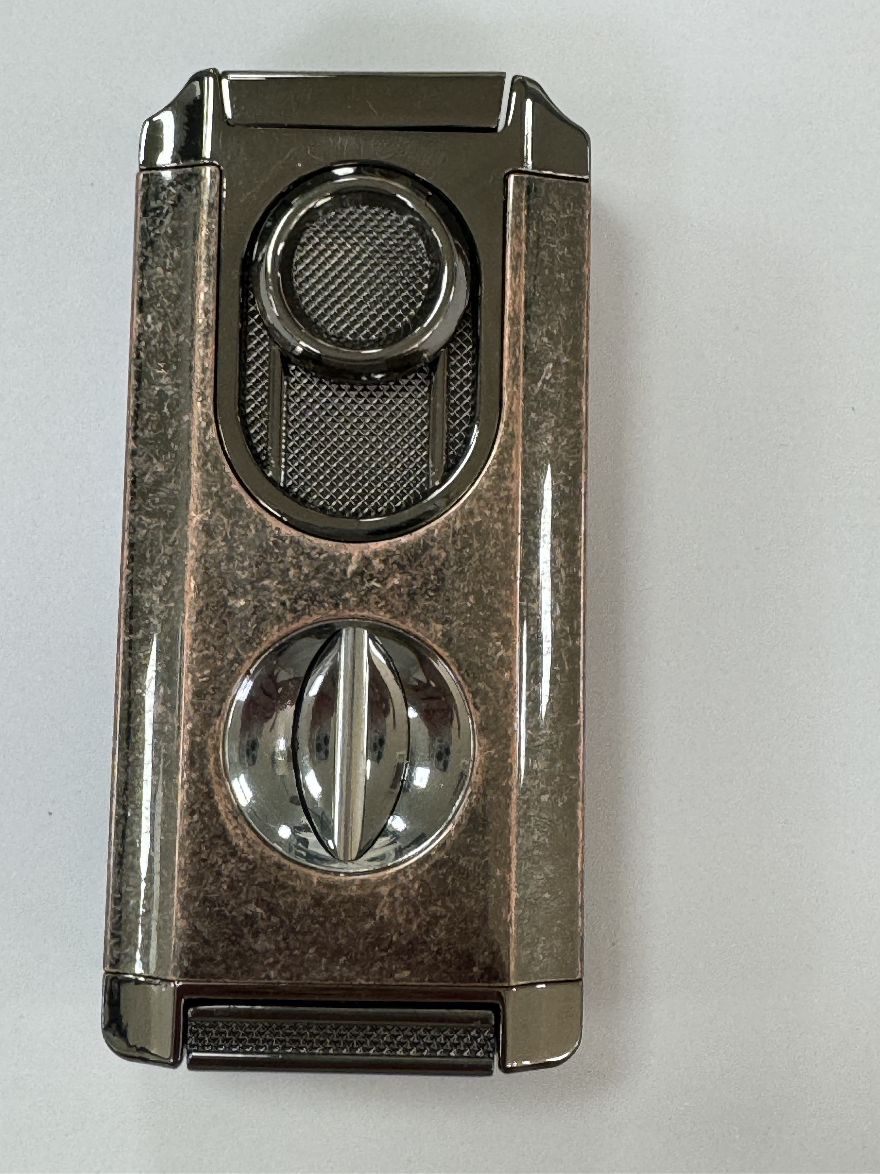 โลหะสีแดง