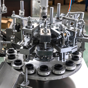 Khí nén Hướng dẫn sử dụng chất lỏng với bơ Phễu đôi đầu dán Dispenser chai <span class=keywords><strong>Bar</strong></span> sơn xô niêm phong máy chiết rót - Product Image 5