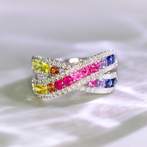 Anello Cocktail Q907 in Oro Massiccio 18K con Moissanite Taglio Brillante Rotondo, Incastonatura a Pavé, Design Geometrico, Gioiello da Festa per Donne - Product Image 2
