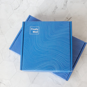 benutzerdefinierte biologisch abbaubare papier-versandverpackung geschenkbox luxus-versandtasche wellpappe-verpackung pappe-boxen für kleidungsverpackung - Product Image 1