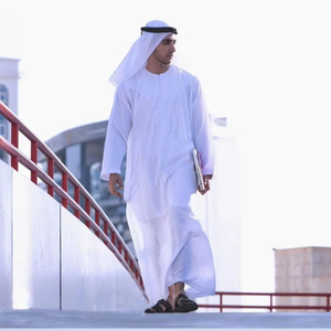 Directo de fábrica al por mayor conjunto de tres piezas transpirable árabe Dubai musulmán hombres batas pañuelos para la <span class=keywords><strong>cabeza</strong></span> diademas - Product Image 1
