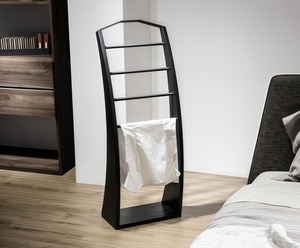 Appendiabiti Moderno con Design Curvo per <span class=keywords><strong>Camera</strong></span> <span class=keywords><strong>da</strong></span> Letto e Bagno, <span class=keywords><strong>Porta</strong></span> Asciugamani e Organizzatore per Vestiti, Stand Appendiabiti <span class=keywords><strong>da</strong></span> Terra - Product Image 4
