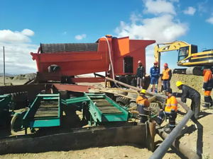 Fetech Tùy Chỉnh 200-400tph Di Động Cát phù sa Vàng Trọng Lực Quay <span class=keywords><strong>Trommel</strong></span> Trống Khoáng Sản Tách Khai Thác Rửa Nhà Máy - Product Image 4