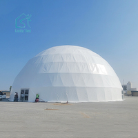 Grande tente de projection, conception de dôme de projection géodésique à 360 degrés pour les films VR, les événements cérémoniels
