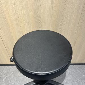 Chaises de tabourets ronds en cuir PU populaires, <span class=keywords><strong>tabouret</strong></span> de charge maximale de 400 livres pour studio lieu de travail bureau bar magasin comptoir de réception - Product Image 4